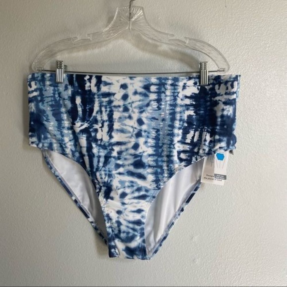 Time and Tru High Waist Bikini Bottom - Picture 2 of 9